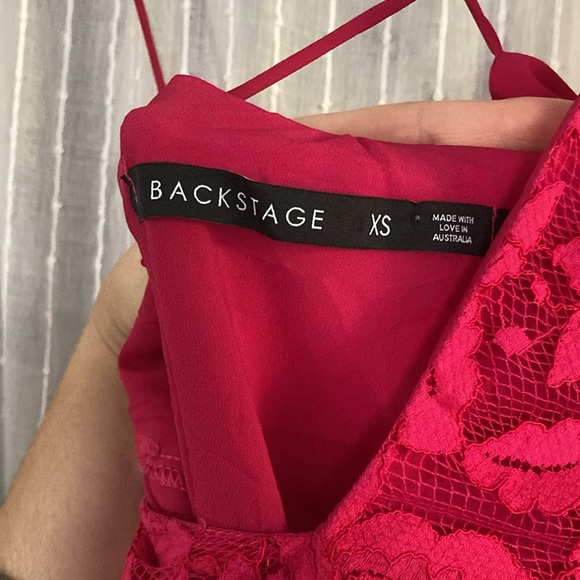 Backstage (Made in Australia) Bright Pink Lace MIDI Dress. Size: XS - Picture 6 of 7